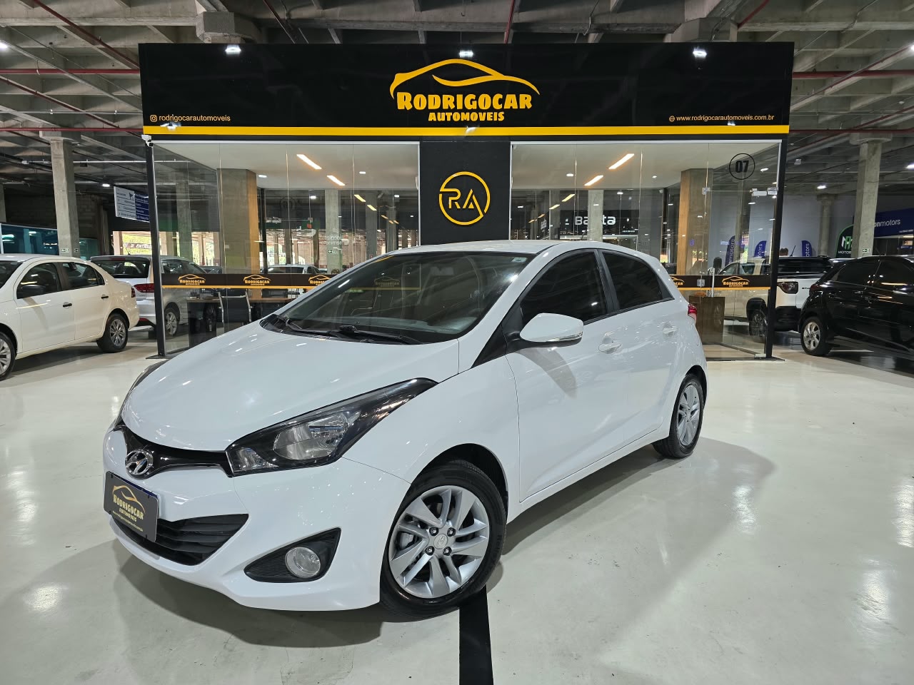 HYUNDAI